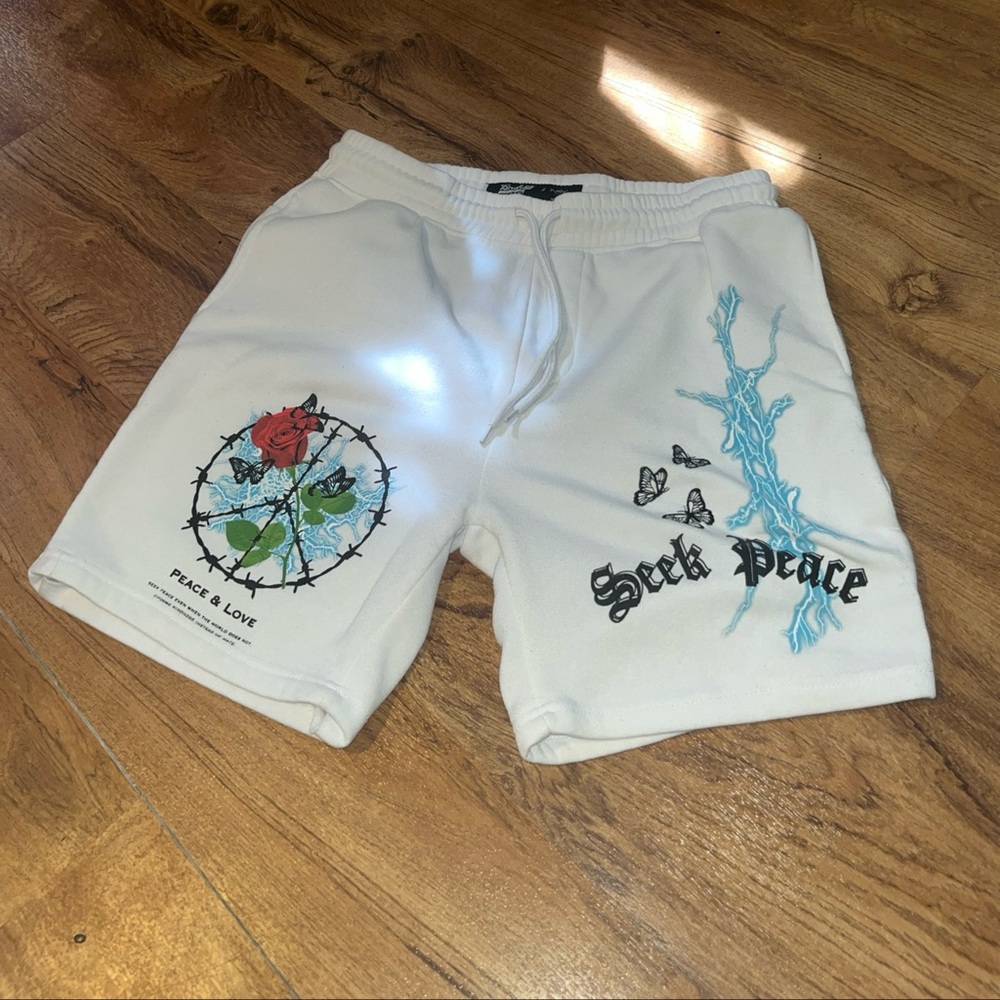 Brooklyn Cloth MFG Co Seek Peace & Love Shorts Size M